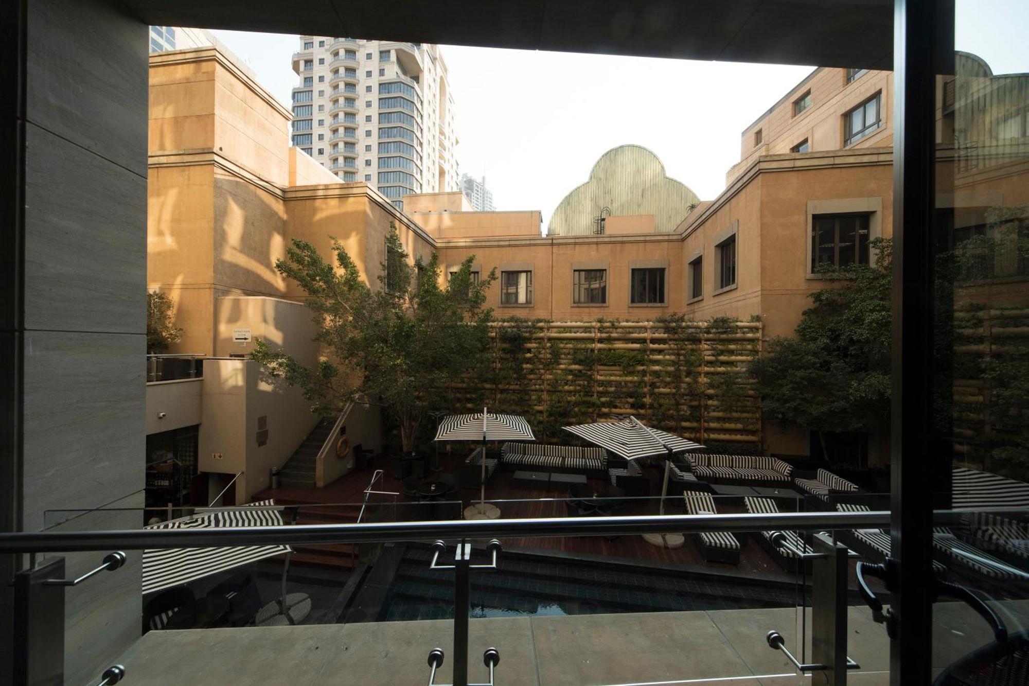 Davinci Hotel On Nelson Mandela Square Johannesburg Exterior photo