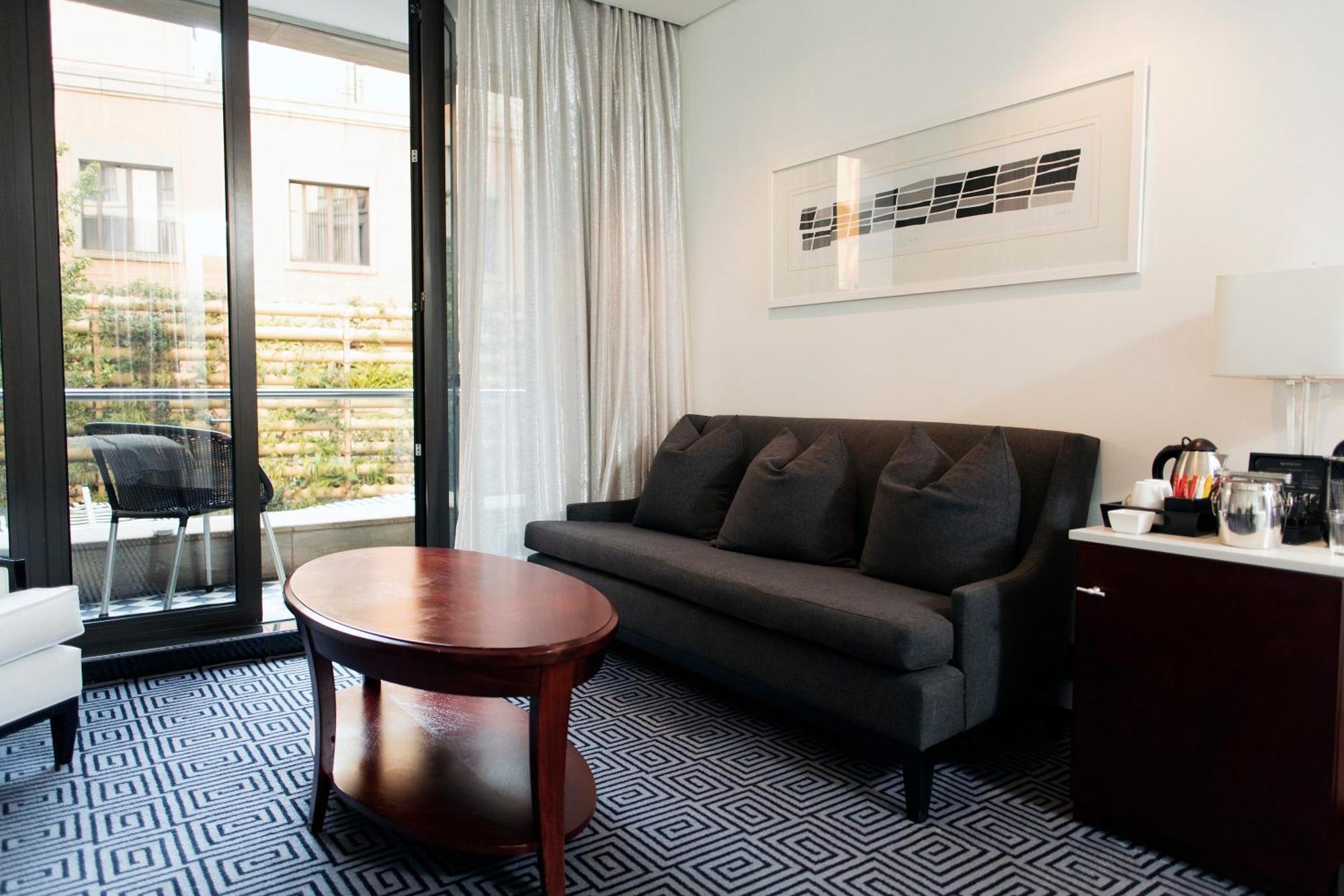 Davinci Hotel On Nelson Mandela Square Johannesburg Exterior photo