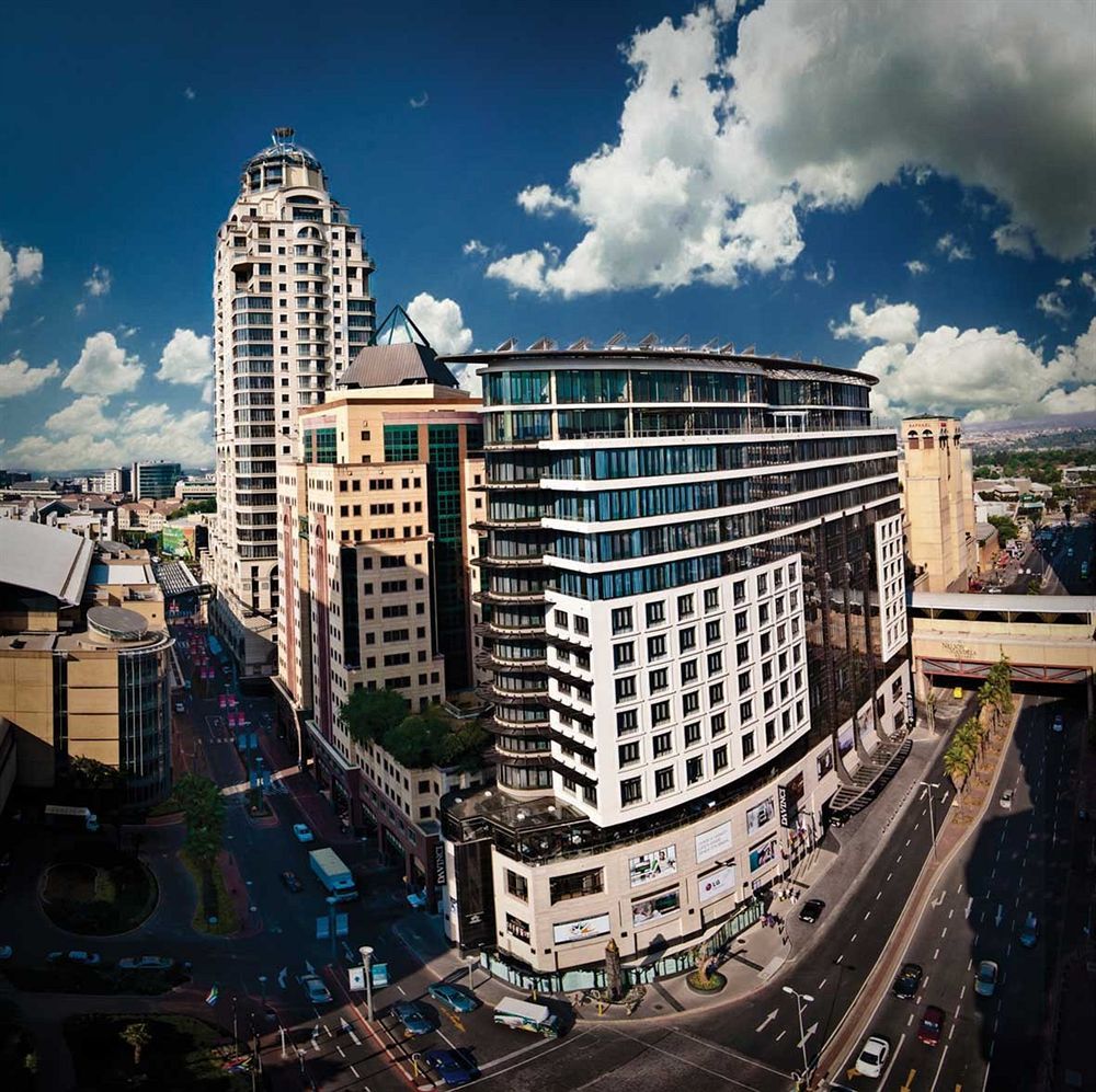 Davinci Hotel On Nelson Mandela Square Johannesburg Exterior photo
