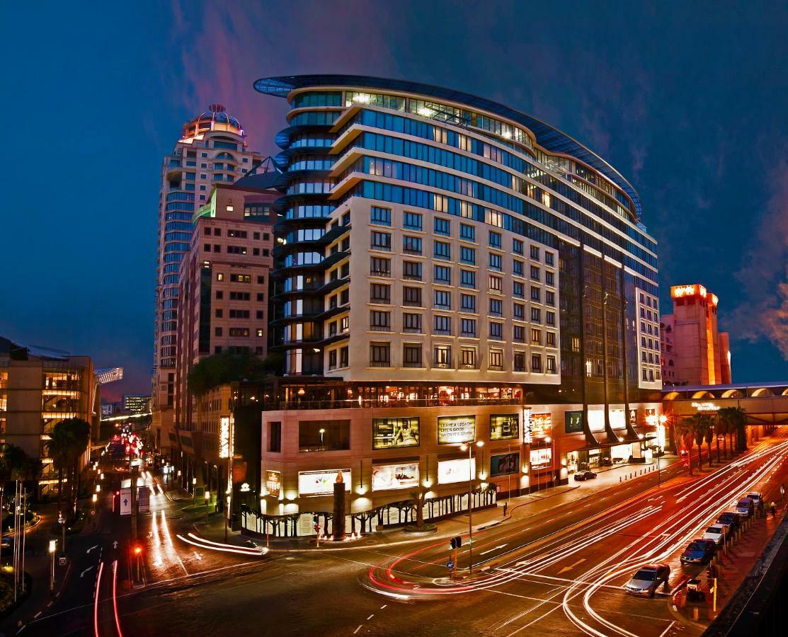 Davinci Hotel On Nelson Mandela Square Johannesburg Exterior photo
